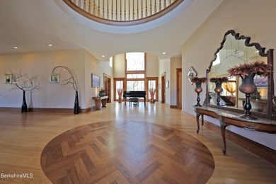 The Definition of Ultimate Privacy! A masterpiece of a home - photo 13