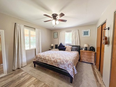 Remodeled home only 5 miles from Colville overlooking the south - photo 13
