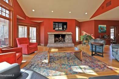 The Definition of Ultimate Privacy! A masterpiece of a home - photo 15