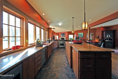 The Definition of Ultimate Privacy! A masterpiece of a home - photo 20