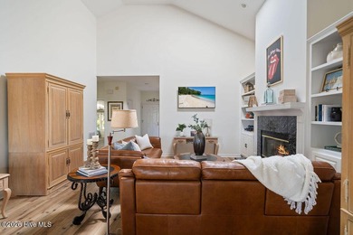 This 3-bedroom, 2-bath brick home is perfectly positioned beside - photo 5