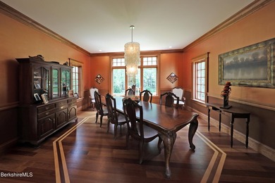 The Definition of Ultimate Privacy! A masterpiece of a home - photo 26
