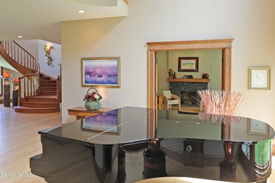 The Definition of Ultimate Privacy! A masterpiece of a home - photo 32