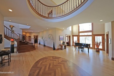 The Definition of Ultimate Privacy! A masterpiece of a home - photo 35