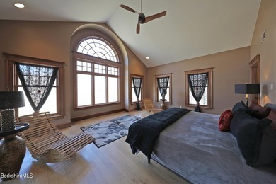 The Definition of Ultimate Privacy! A masterpiece of a home - photo 37