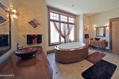 The Definition of Ultimate Privacy! A masterpiece of a home - photo 39
