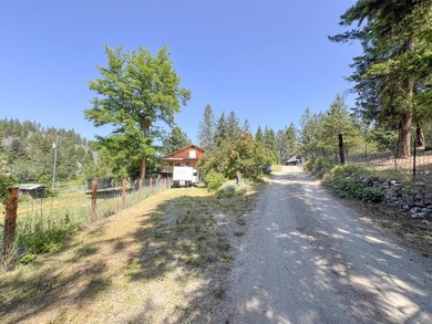 Remodeled home only 5 miles from Colville overlooking the south - photo 45