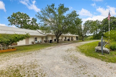 3 Properties = 13 Doors = 23 Bedrooms = OPPORTUNITY!! Tucker - photo 50