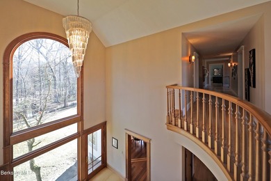 The Definition of Ultimate Privacy! A masterpiece of a home - photo 53