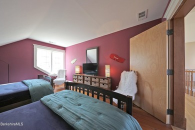 The Definition of Ultimate Privacy! A masterpiece of a home - photo 59