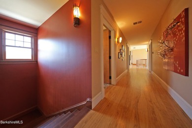 The Definition of Ultimate Privacy! A masterpiece of a home - photo 60