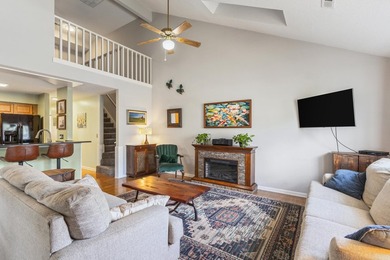 Amazing 2BR/2.5BA end-unit townhome located in the heart of - photo 11