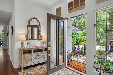 Exceptional privacy and an unbeatable location in Oakridge at - photo 5