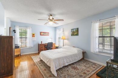 Amazing 2BR/2.5BA end-unit townhome located in the heart of - photo 20