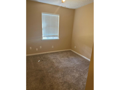 Nice brick home on corner lot with 3 nice size bedrooms, 2 baths - photo 23