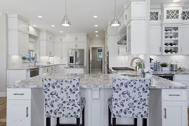 Perfectly positioned in St. James Plantation's highly desirable - photo 35