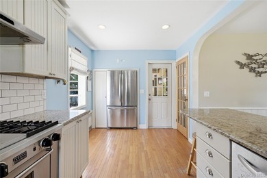 Welcome to this beautifully updated 4/5-bedroom Dutch - photo 14