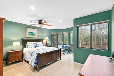 Peace and serenity greet you at this spacious 4 bedroom, 3.5 - photo 17