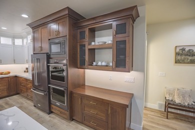 The pinnacle of craftsmanship, this custom palatial rambler - photo 27