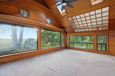A perfect blend of waterfront serenity and everyday comfort - photo 28