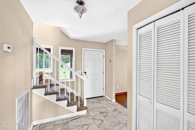 A perfect blend of waterfront serenity and everyday comfort - photo 38