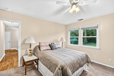 A perfect blend of waterfront serenity and everyday comfort - photo 46