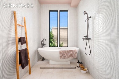 Welcome to 96 Franklin Street a once in a lifetime opportunity - photo 12