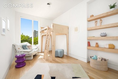 Welcome to 96 Franklin Street a once in a lifetime opportunity - photo 14