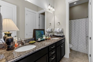 Welcome to this beautifully maintained 4 bedroom, 3.5 bath home - photo 16