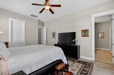 Welcome to this beautifully maintained 4 bedroom, 3.5 bath home - photo 30