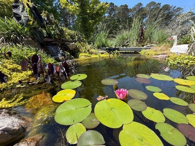 Welcome to this beautifully maintained 4 bedroom, 3.5 bath home - photo 40