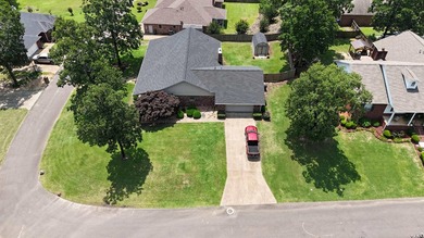 Welcome to this lovely home located in a highly sought-after - photo 44