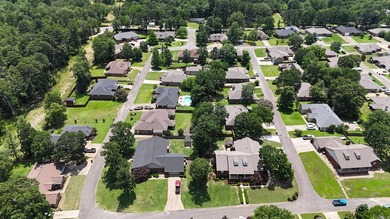 Welcome to this lovely home located in a highly sought-after - photo 45