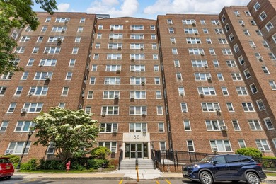 2 Bedroom conveniently located in Spuyten Duyvil with 1 Bathroom - photo 11