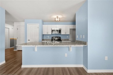 Welcome home! This delightful house is an incredible starter - photo 12