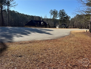 Cul-de-sac lot! Commanding views, flat, easy build site with - photo 3