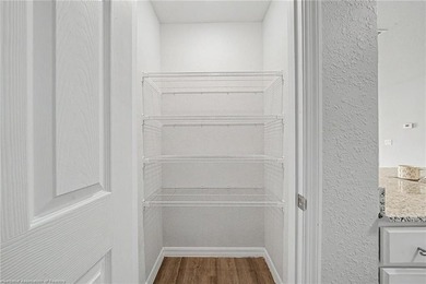Welcome home! This delightful house is an incredible starter - photo 14