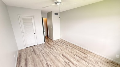 Absolutely beautifully remodeled condo offering fantastic lake - photo 14