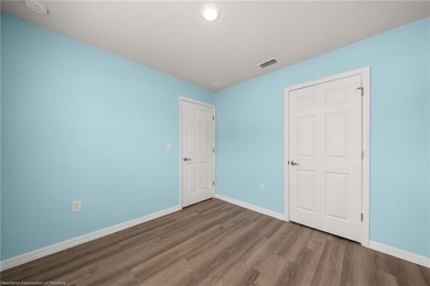 Welcome home! This delightful house is an incredible starter - photo 28