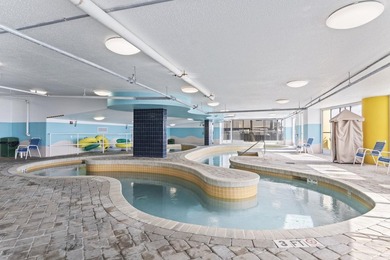 Welcome to this beautifully updated, fully furnished top-floor - photo 30