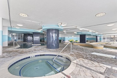 Welcome to this beautifully updated, fully furnished top-floor - photo 31