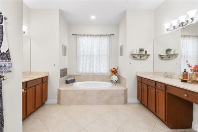 Nestled in The Falls of Jensen Beach, this spacious Kolter-built - photo 32