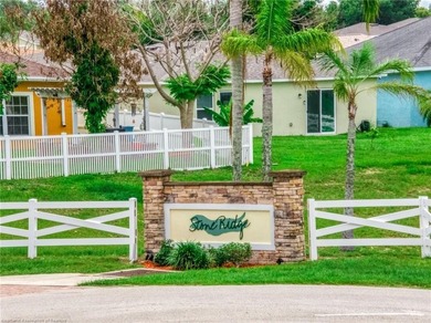 Welcome home! This delightful house is an incredible starter - photo 38