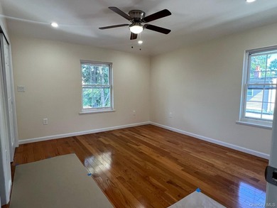 Huge two family custom built 6 bedrooms, 5 bathrooms, full - photo 6