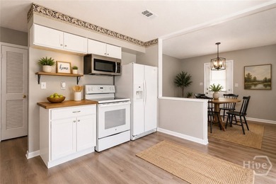 Back active due to no fault of the seller. Move right into this - photo 9