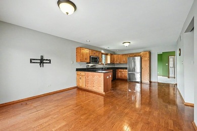 2 Bedroom, 2 Bath Brick Ranch Townhome in Desirable Village - photo 7
