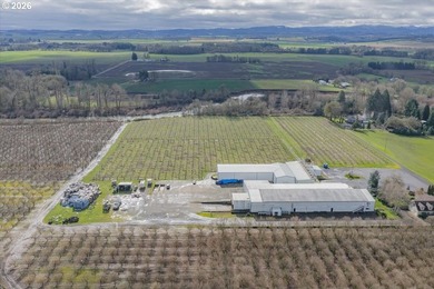 (private lake, pond, coastal) Home For Sale in Sheridan Oregon