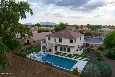 Your new home sits on one of the most spectacular golf course - photo 2