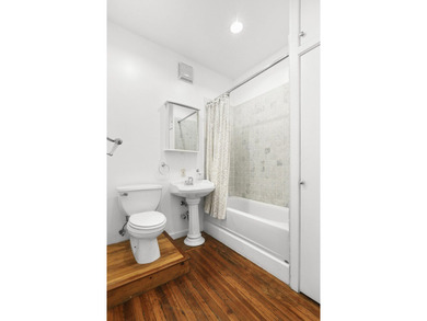 237 Lafayette St 8E - photo 7