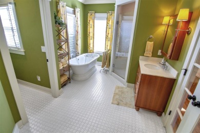 Immerse yourself in the beauty of this curated Barren River Lake - photo 21